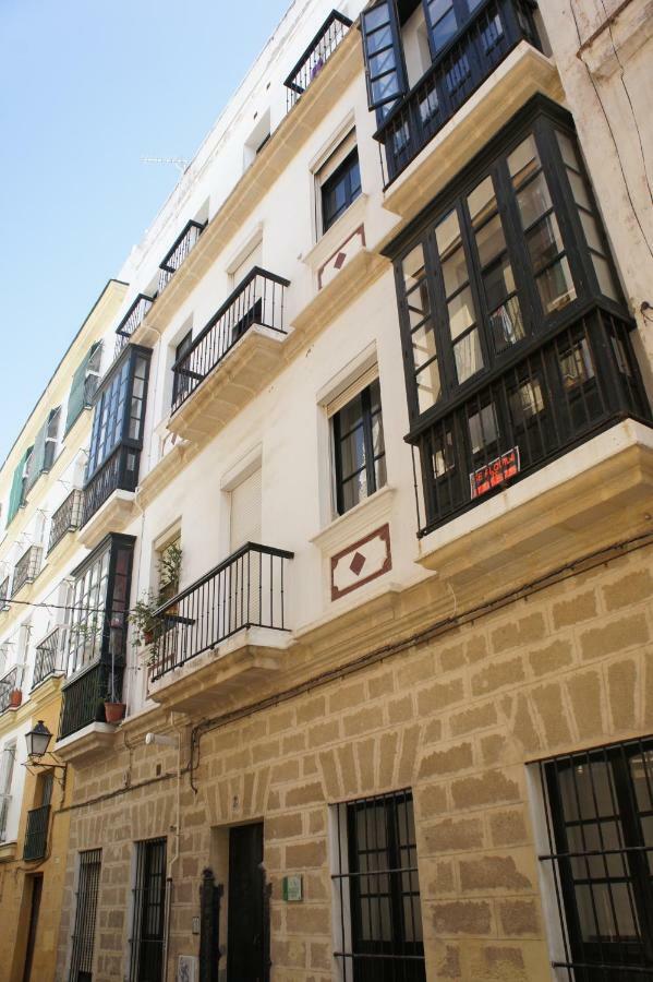 Apartament Atico Al Lado Playa La Caleta Cadis